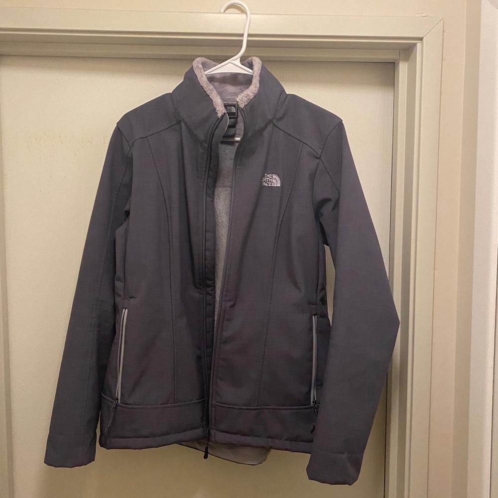Women’s Large North Face winter coat